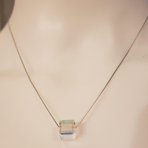 NWT sterling silver chain necklace cristal cube pendent - Picture 2 of 5